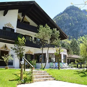Bed & Breakfast Almhof Baumgarten Bad Reichenhall